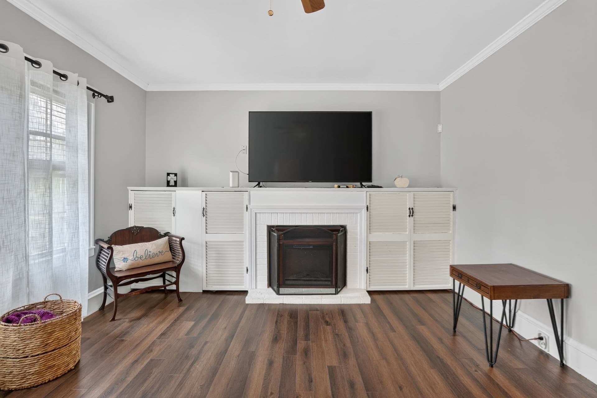 Single Family Residence at 54 Oak St, Brockton MA 02301, photo 10 of 26