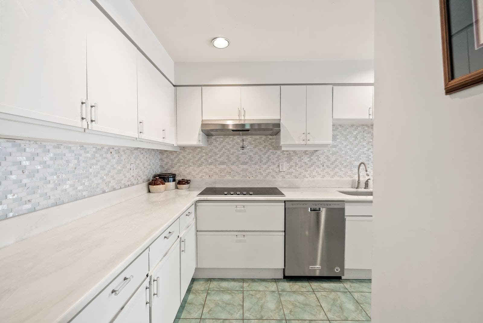 Condominium at 85 Algonquin Road # 85, Newton MA 02467, Newton, photo 14 of 42