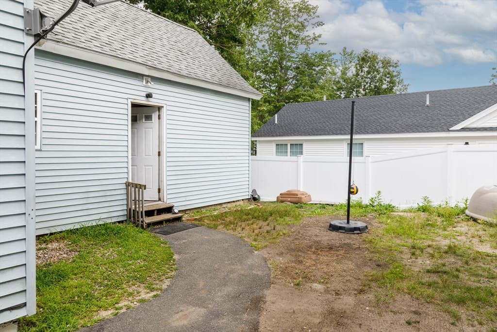 35 Essex Street, Athol MA 01331 photo 13