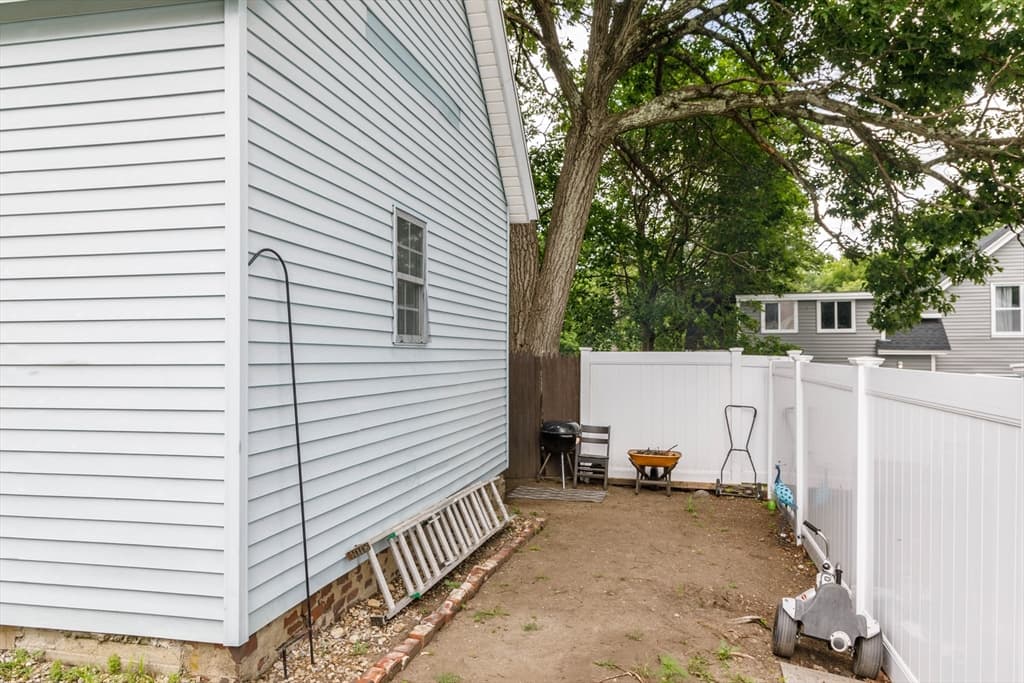 35 Essex Street, Athol MA 01331 photo 14