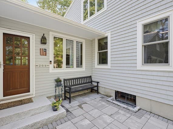 209 Highland St, Stoughton MA 02072 photo 4