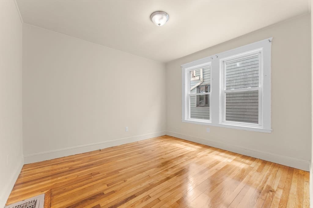 60 Commercial St, Lynn MA 01905 photo 14