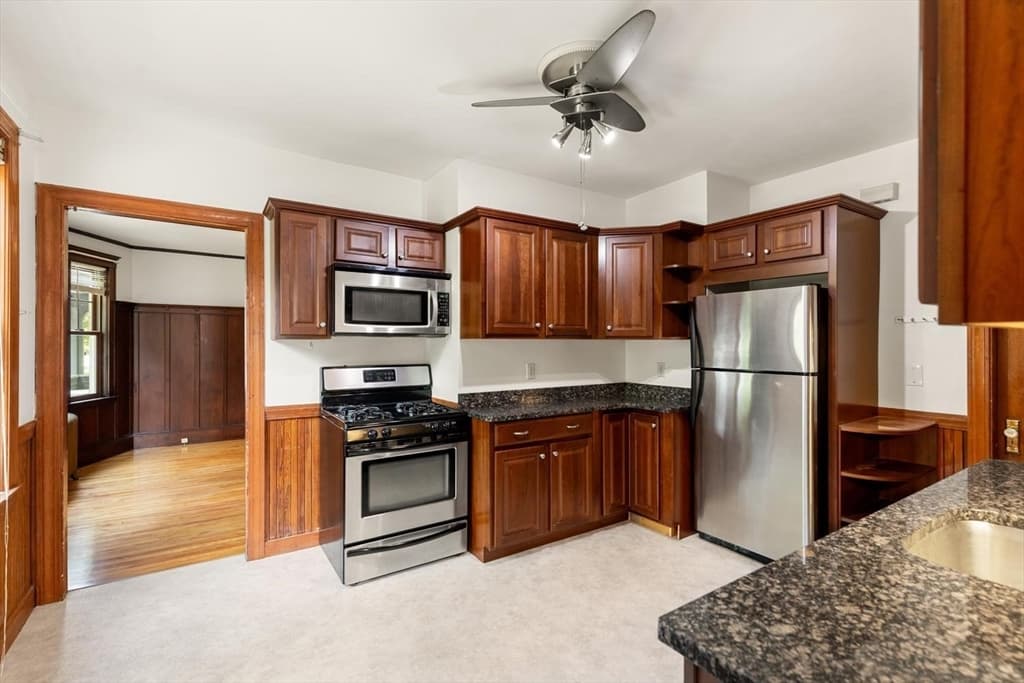9 Spruce St, Belmont MA 02478 photo 14