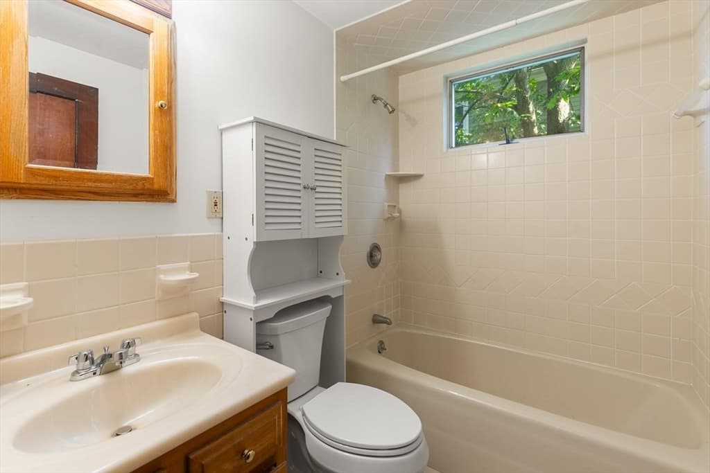 9 Spruce St, Belmont MA 02478 photo 19
