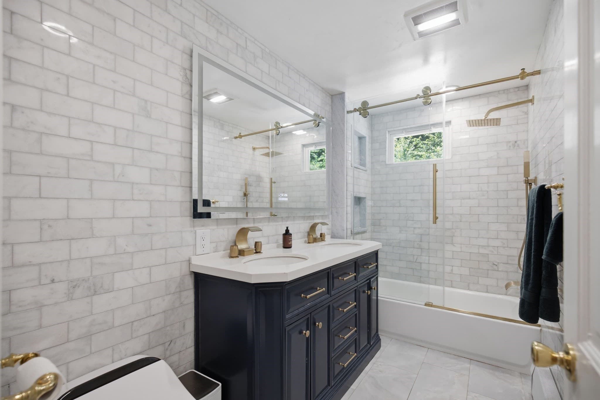 Single Family Residence at 416 Ipswich Rd, Boxford MA 01921, Boxford, photo 5 of 42