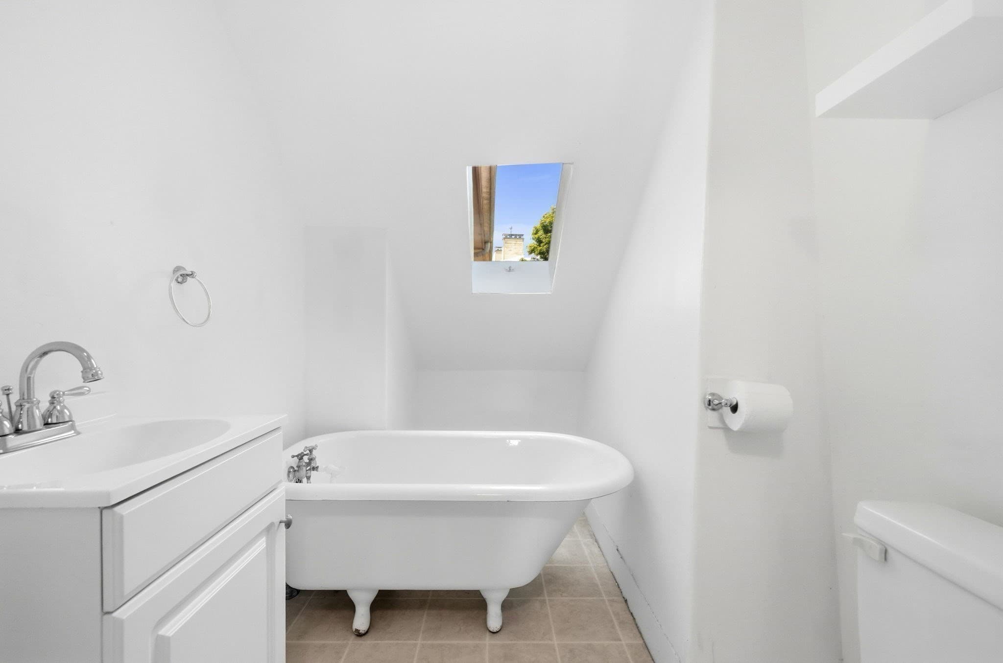 Condominium at 143 North St # 2, Salem MA 01970, photo 14 of 21