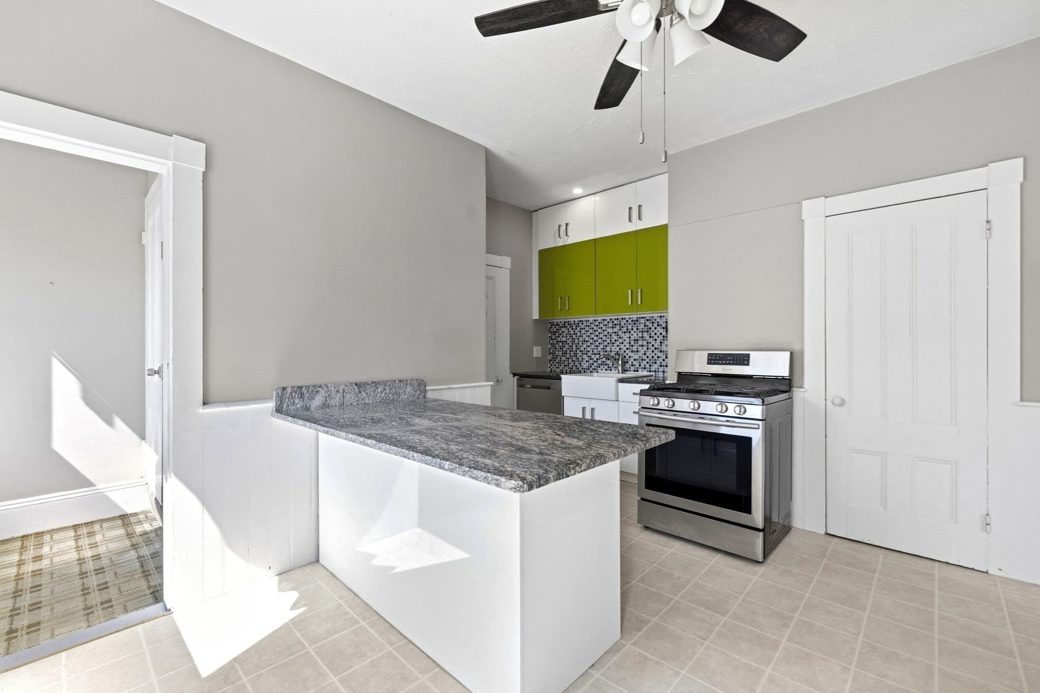 Condominium at 143 North St # 2, Salem MA 01970, photo 8 of 21