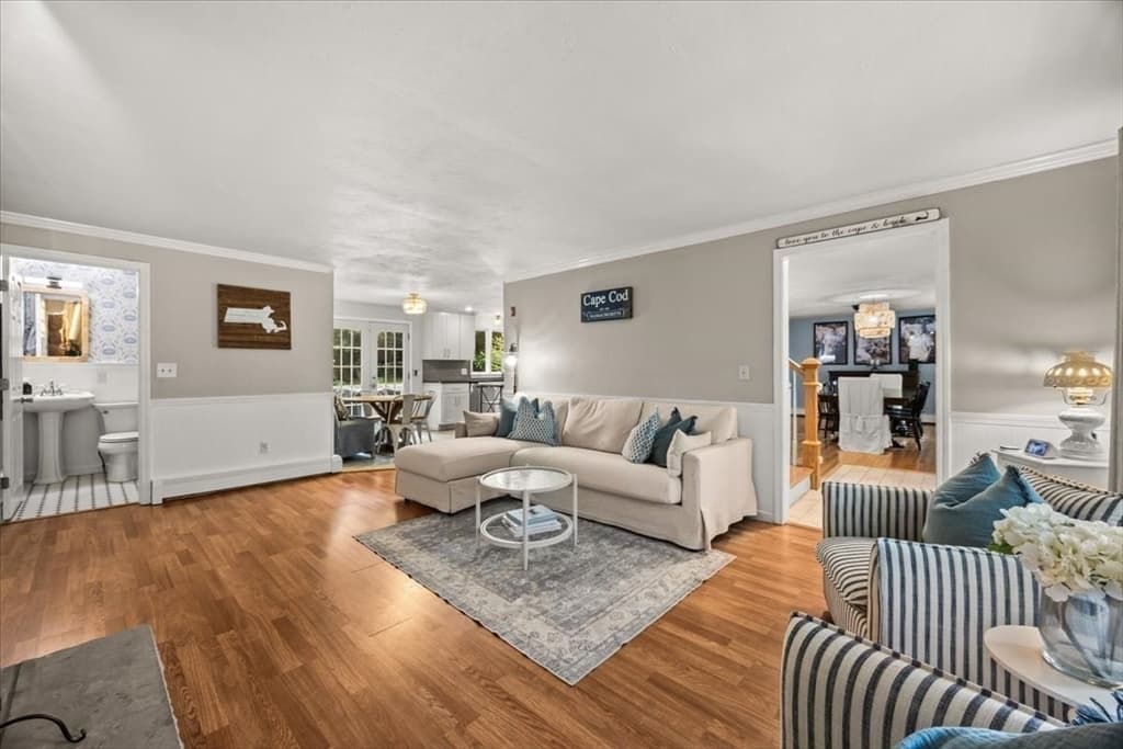 758 King St, Raynham MA 02767 photo 7