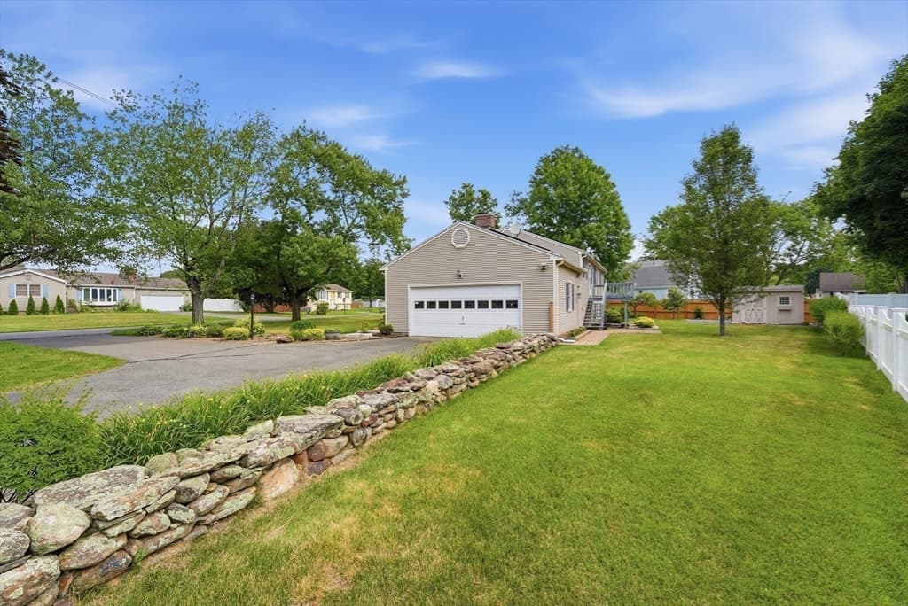 279 Adams St, Agawam MA 01001 photo 28