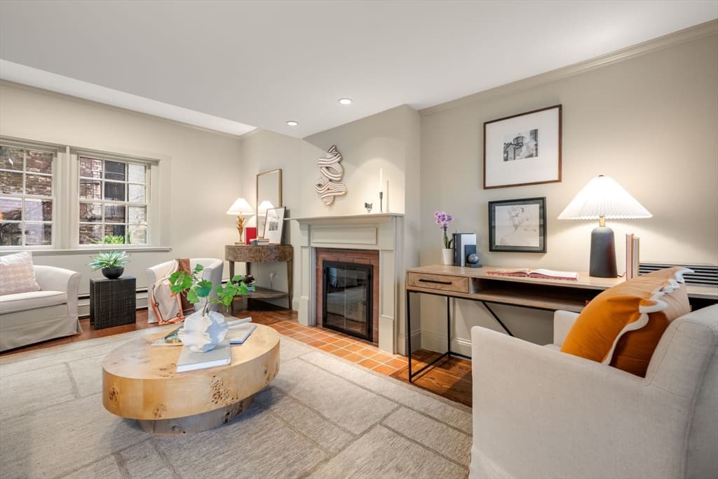 21 Walnut # M, Boston MA 02108