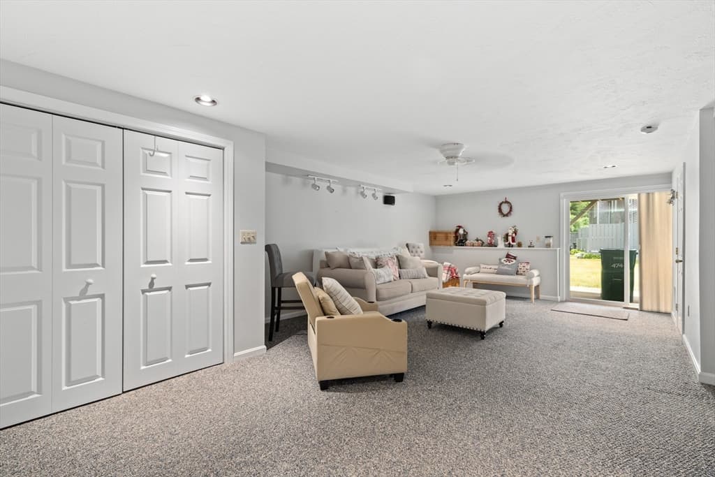 Condominium at 474 Twin Lakes Dr # 474, Halifax MA 02338, Halifax, photo 16 of 23