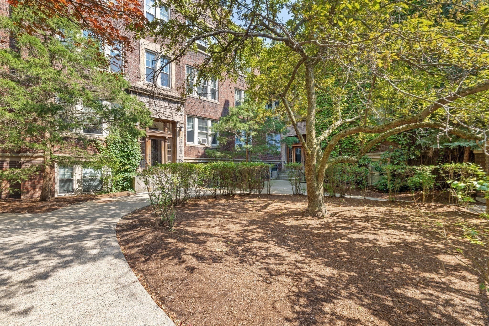Condominium at 97 Chester St # S1, Boston MA 02134, photo 8 of 9