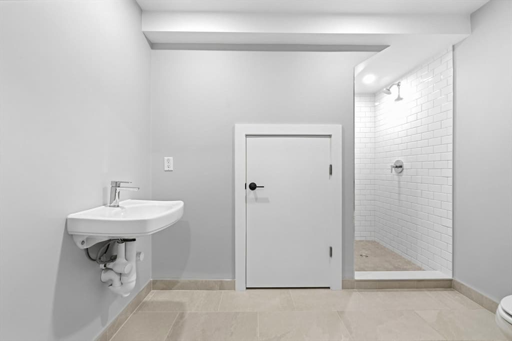 230 Friend Street # 1, Boston MA 02114 photo 13