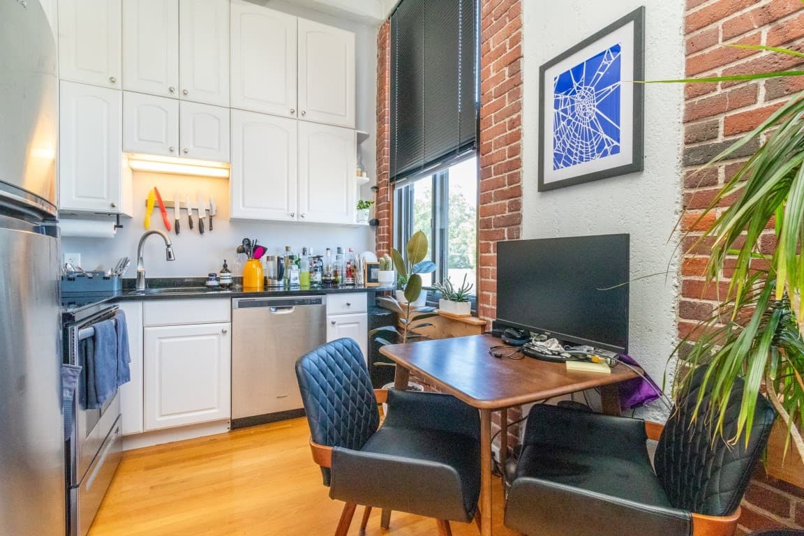 Condominium at 320 W 2nd St # 303, Boston MA 02127, photo 4 of 17