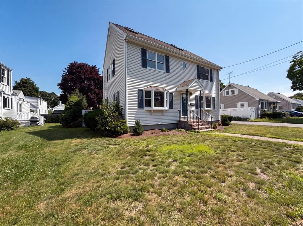 4 Macarthur Cir, Peabody MA 01960 photo 28