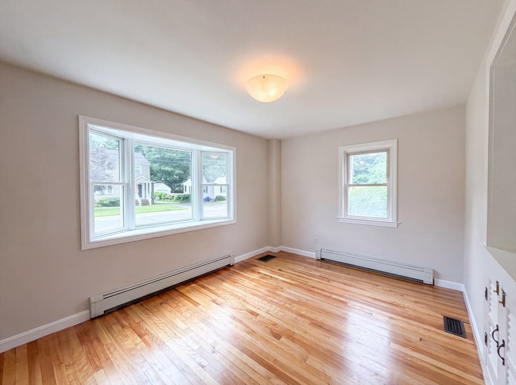 4 Macarthur Cir, Peabody MA 01960 photo 10
