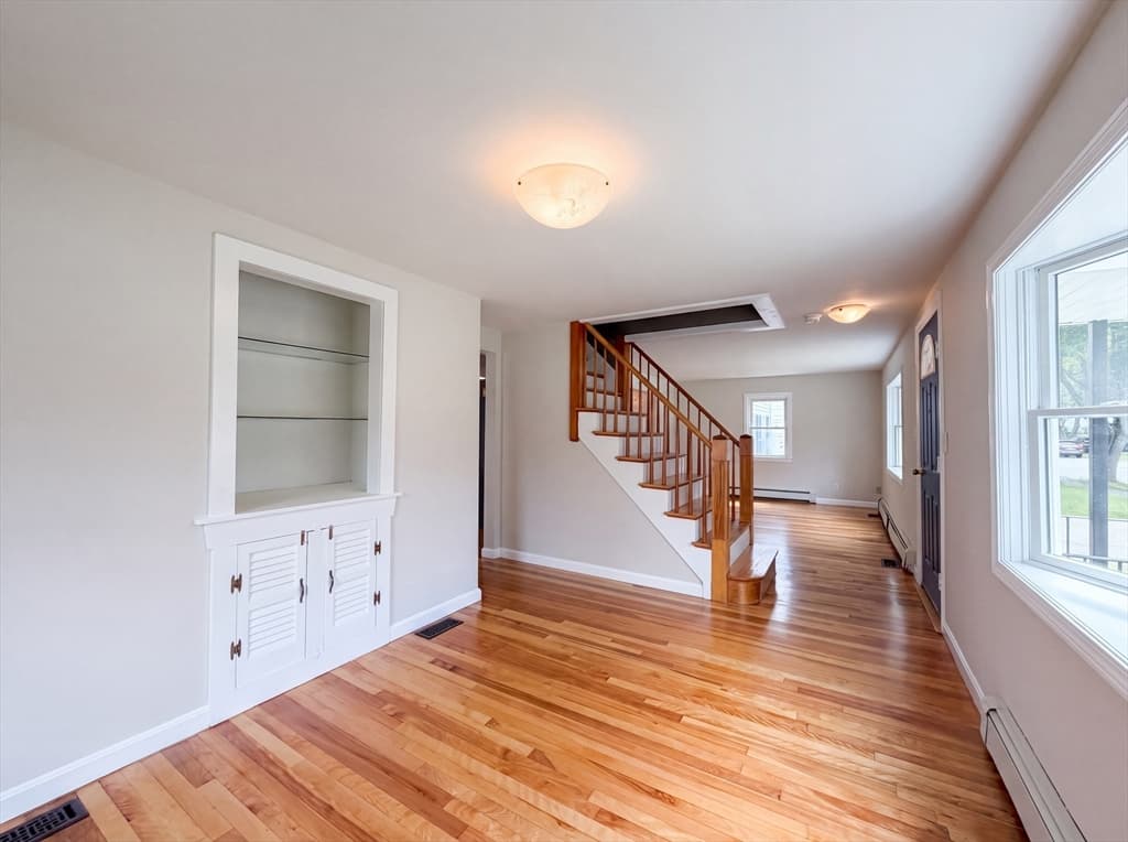 4 Macarthur Cir, Peabody MA 01960 photo 8