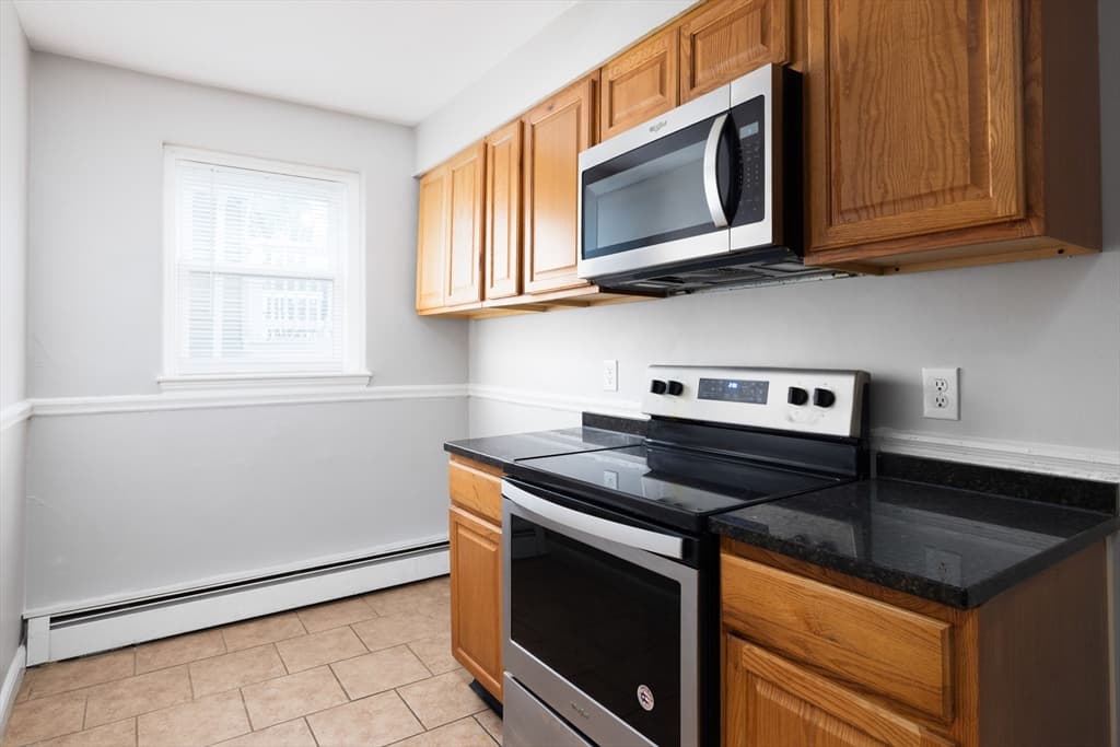 77 Green Street, Lynn MA 01902 photo 6