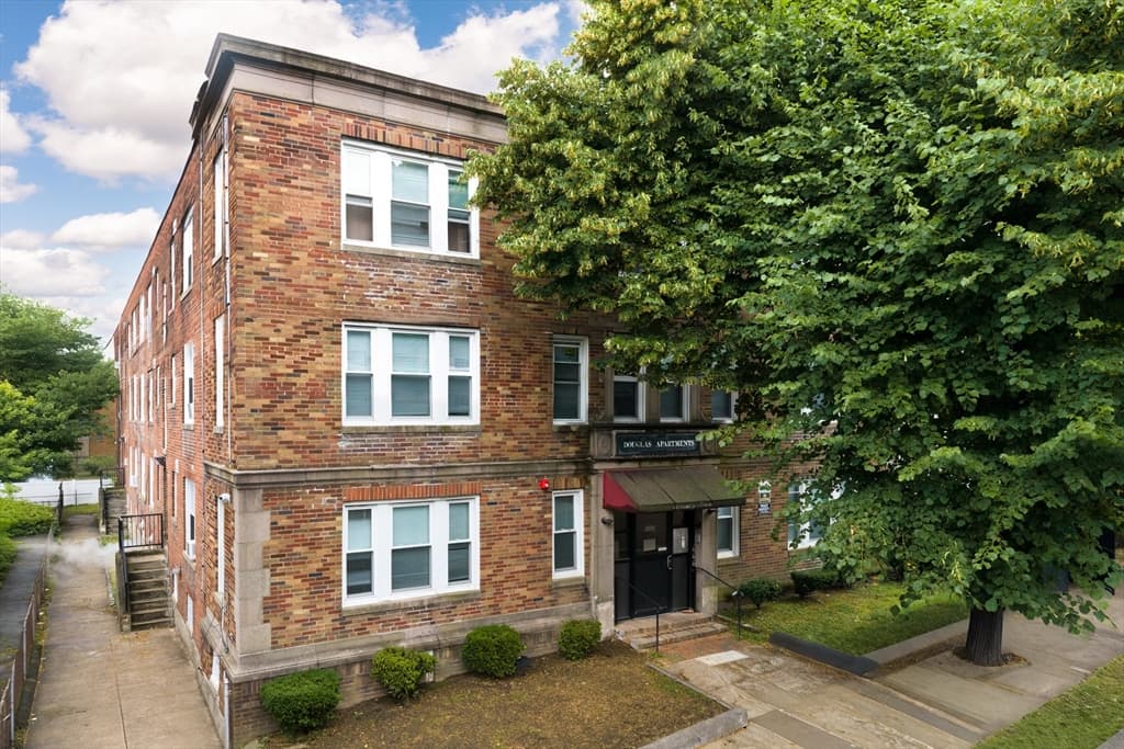 77 Green Street, Lynn MA 01902
