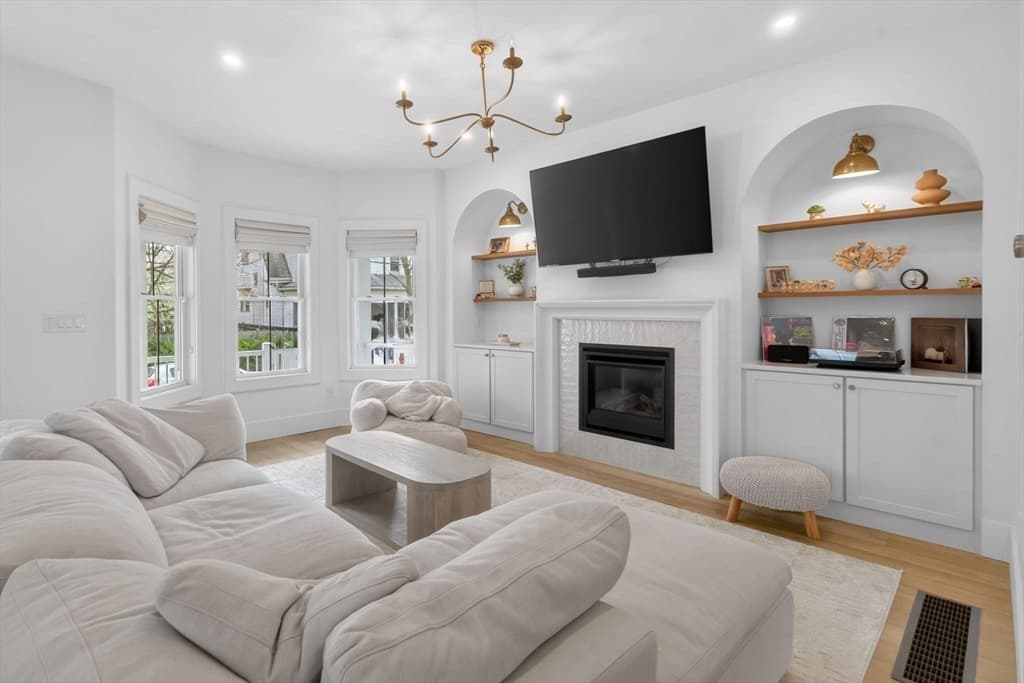 17 Manning St # 17, Medford MA 02155 photo 9