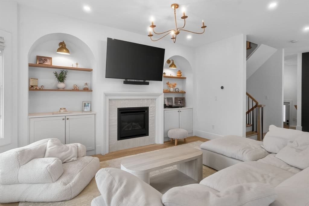 17 Manning St # 17, Medford MA 02155 photo 8