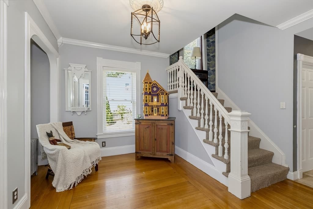 294 Wentworth Ave, Lowell MA 01852 photo 6