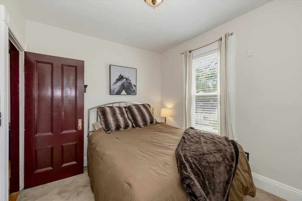 294 Wentworth Ave, Lowell MA 01852 photo 26