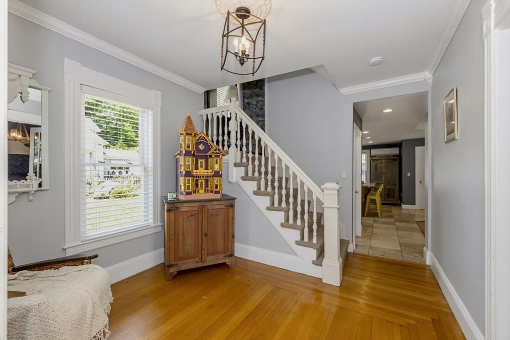 294 Wentworth Ave, Lowell MA 01852 photo 7