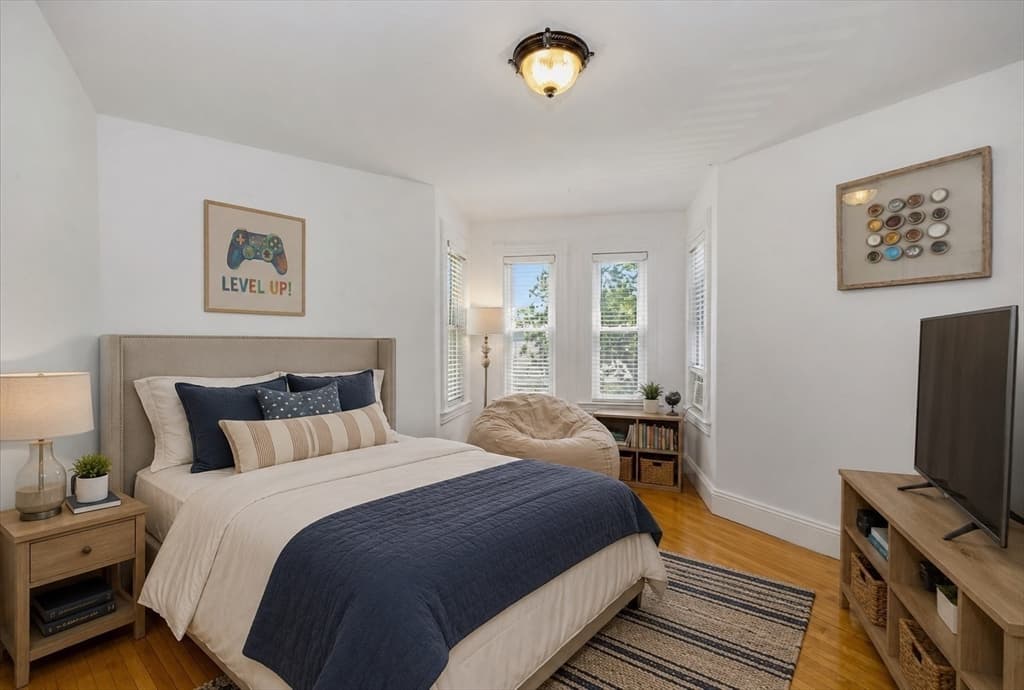 294 Wentworth Ave, Lowell MA 01852 photo 29