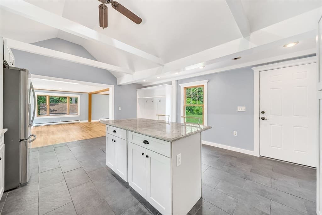 4 Shaw St, Medway MA 02053 photo 17