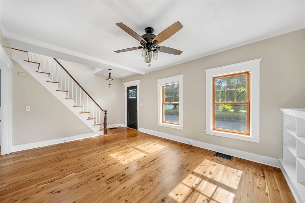 4 Shaw St, Medway MA 02053 photo 22