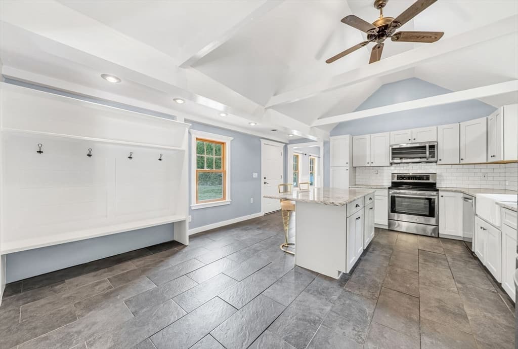 4 Shaw St, Medway MA 02053 photo 18
