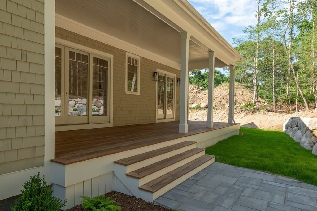 1 Mcsweeney Lane, Falmouth MA 02540 photo 5