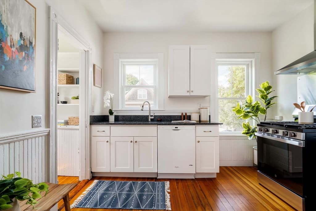 328 Huron Avenue, Cambridge MA 02138 photo 8