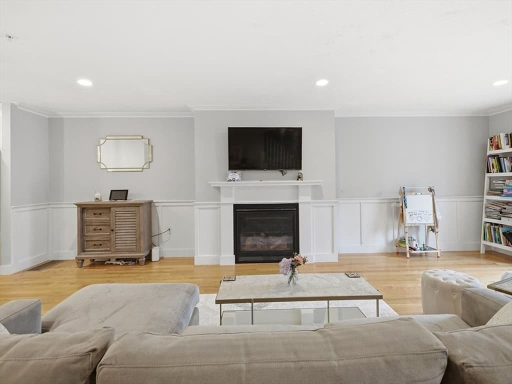 161 Chestnut Street # C, Foxboro MA 02035 photo 8