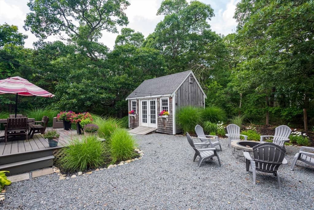 44 Prices Way, Edgartown MA 02539 photo 2
