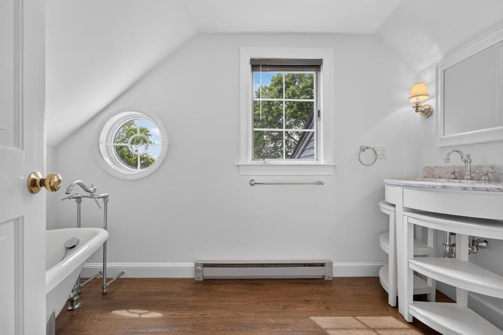 683 Neck Road, Tiverton RI 02878 photo 40