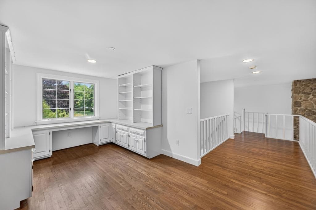 683 Neck Road, Tiverton RI 02878 photo 39