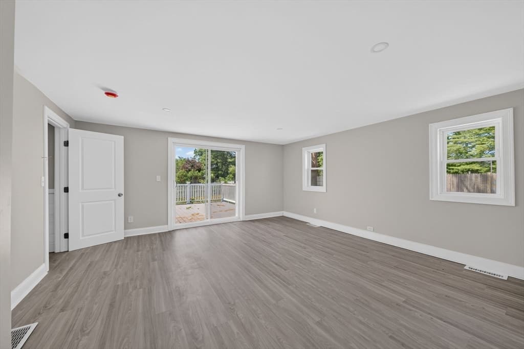 56 Buzzards Bay Dr, Plymouth MA 02360 photo 12