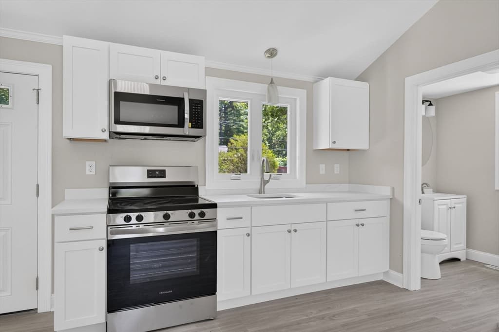 56 Buzzards Bay Dr, Plymouth MA 02360 photo 11