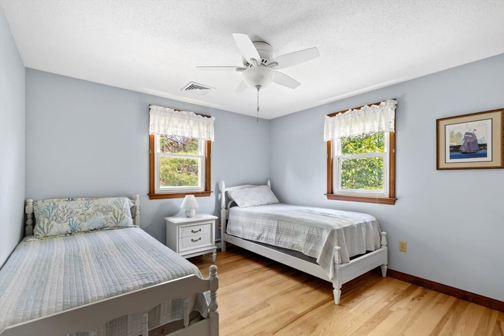 90 Village Ln, Wellfleet MA 02667 photo 17