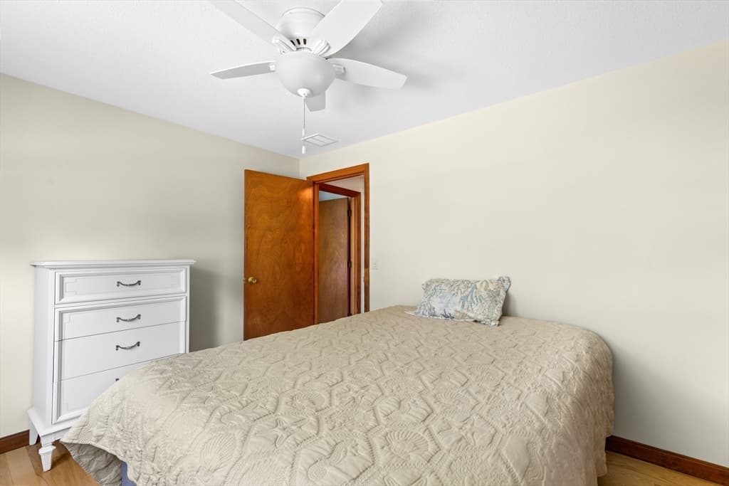 90 Village Ln, Wellfleet MA 02667 photo 15