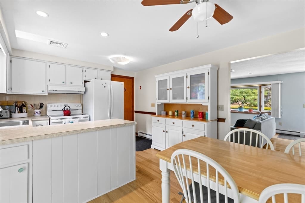 90 Village Ln, Wellfleet MA 02667 photo 11