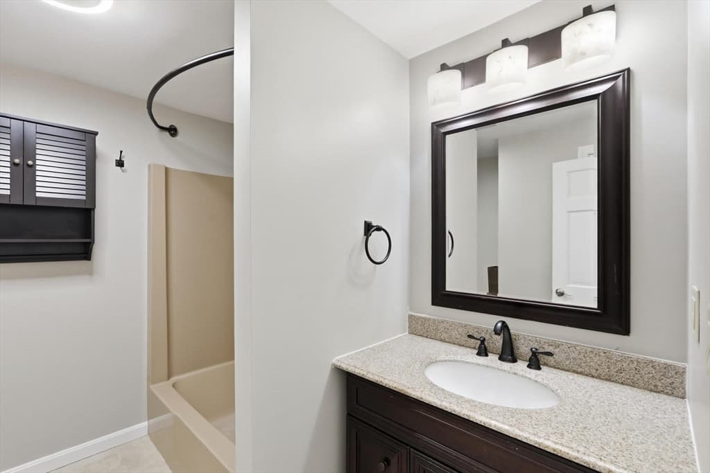 129 Pearl Street, Burlington MA 01803 photo 29