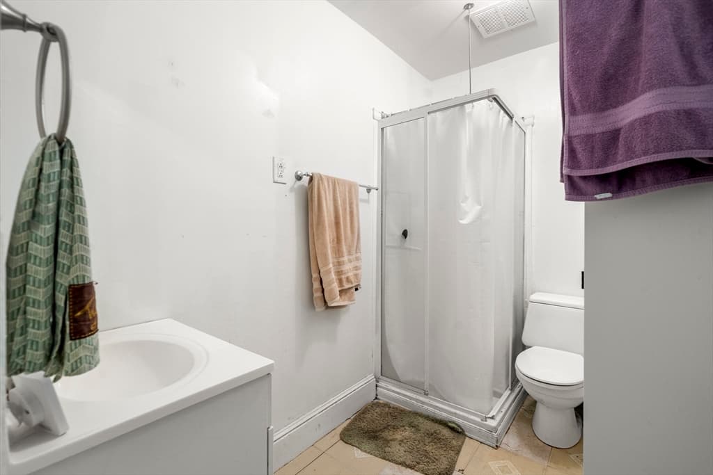 3 Family at 48 H Street, Boston MA 02127, Boston, photo 13 of 19