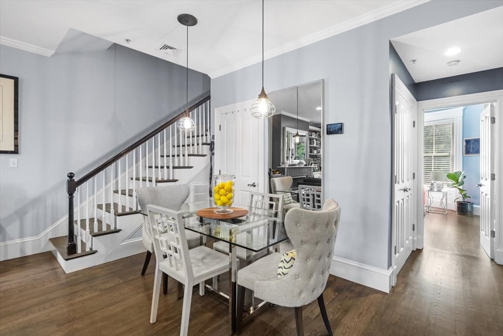 578 Massachusetts Ave # 3, Boston MA 02118 photo 3