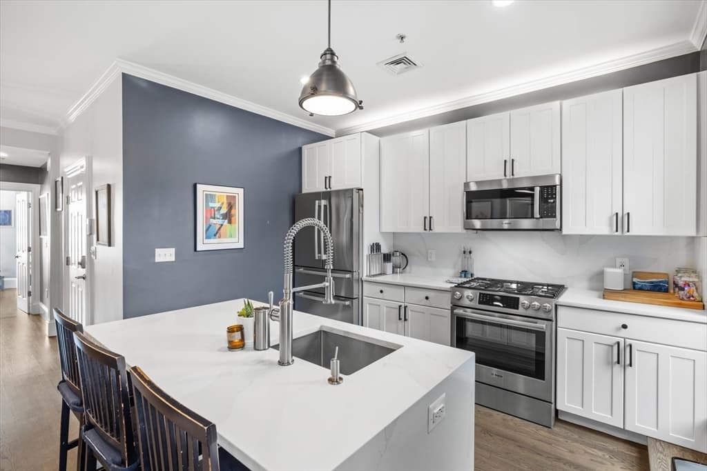 578 Massachusetts Ave # 3, Boston MA 02118 photo 10
