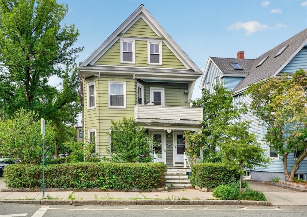 326 Summer St, Somerville MA 02144