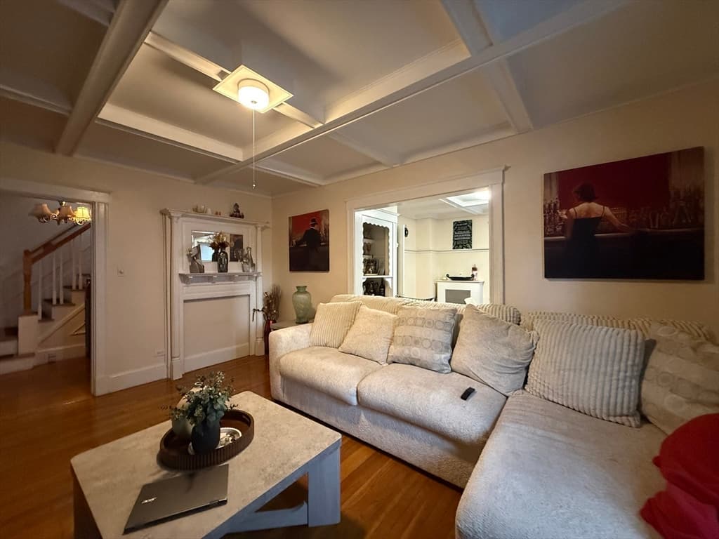 209-213 Centre St, Quincy MA 02169 photo 10