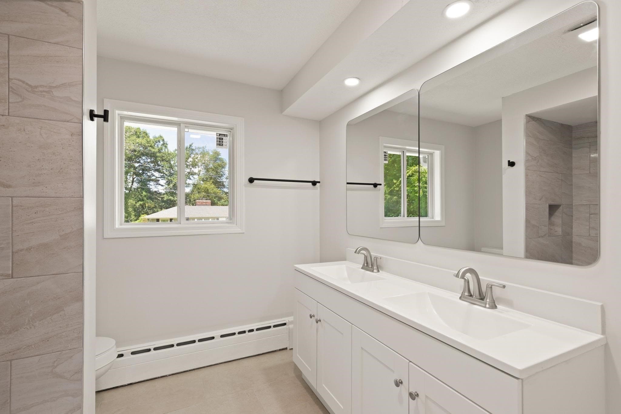 Single Family Residence at 5 Woodland Drive, Paxton MA 01612, Paxton, photo 27 of 40